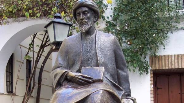 Mendengarkan “pekikan” Ibn Hazm, al Faqīh al Andalusi